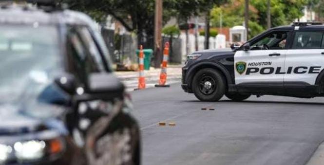 US immigration officer fatally shoots man in Texas