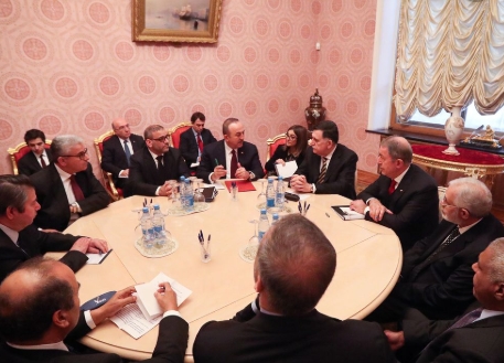 Libya civil war: Rivals to join major powers in Germany