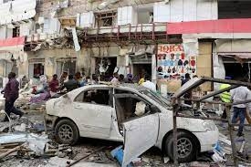 More than 30 killed in twin attacks in central Somalia