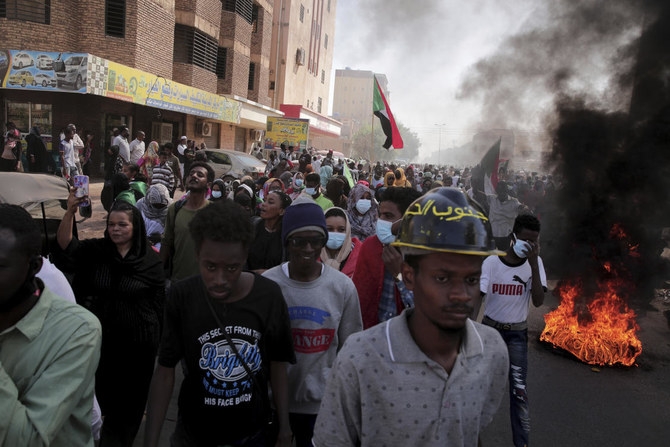 Sudanese security forces kill 3 in new anti-coup protests